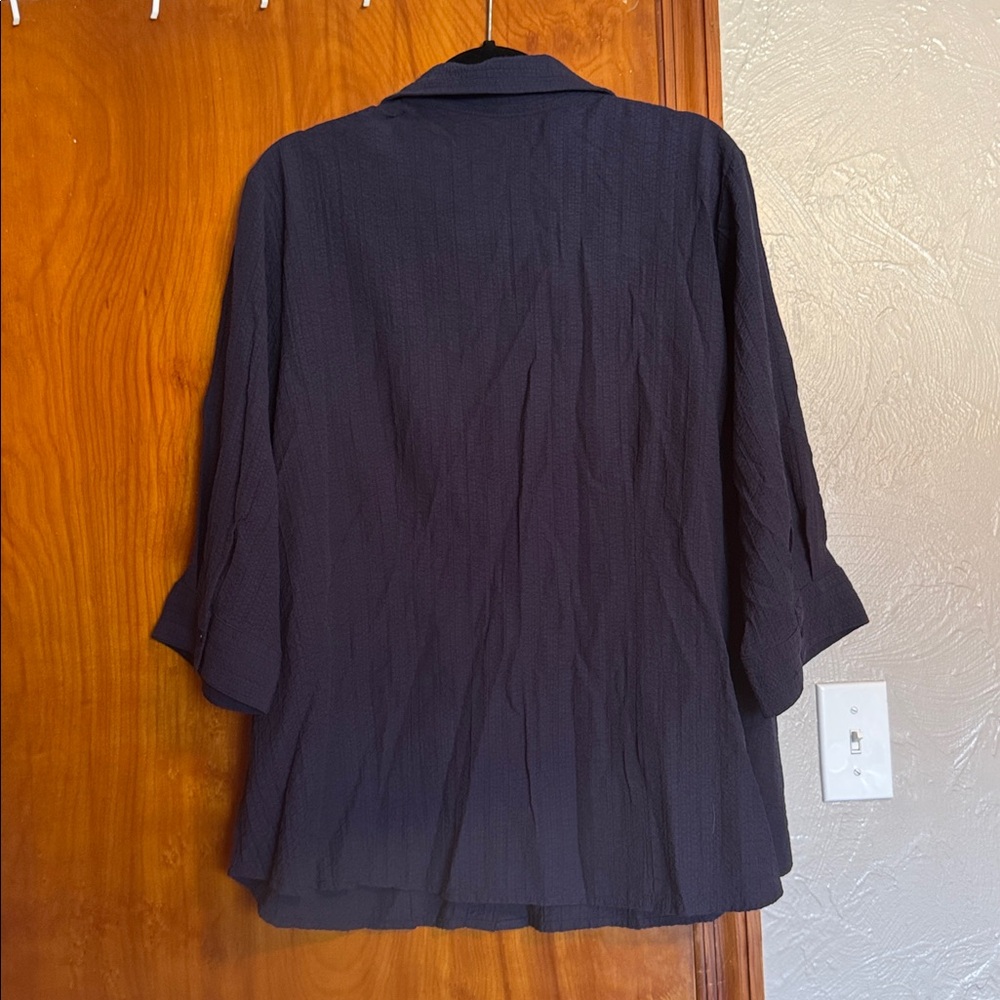 Button down shirt - Picture 6 of 6